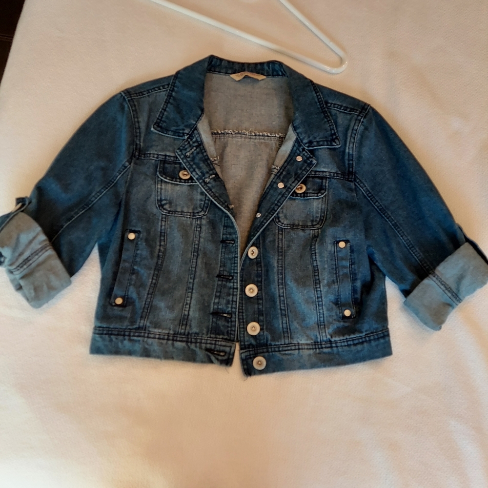 Cute short jean jacket